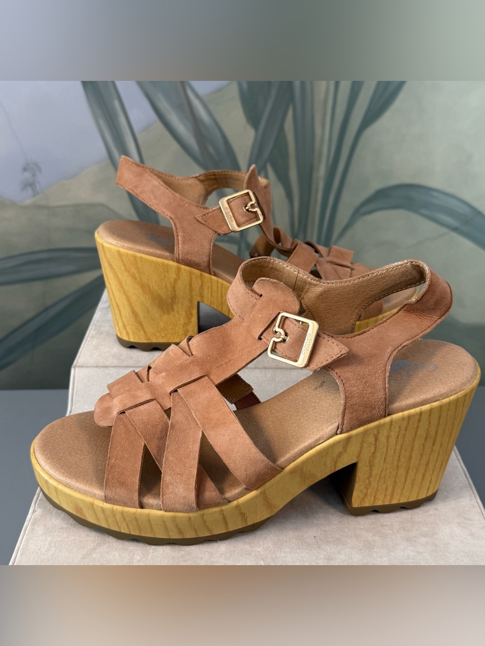 Dr. Scholl's Tan Suede Platform Slingback Sandals, size 10, NWOT
